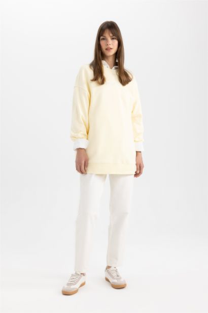 سويت تونيك قماش سميك قصة عادية برقبة مستديرة ببطانة ناعمة