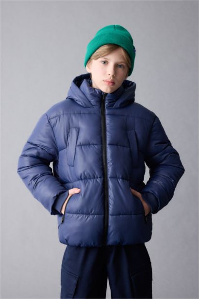 Boy Waterproof Hooded Zippered Pocketed Puffer Jacket