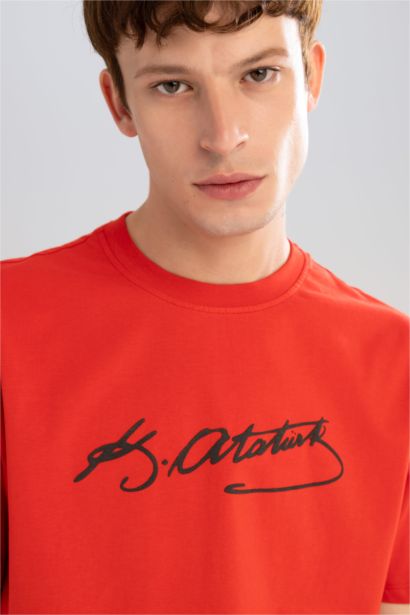 Regular Fit Crew Neck Ataturk Printed Short Sleeve T-Shirt