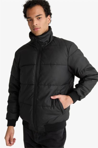 جاكيت جلد صناعي قصة عادية بياقة قميص مبطن