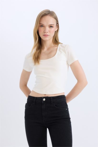 Slim Fit U Collar Short Sleeve T-Shirt