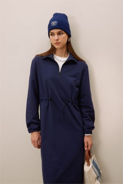 Robe longue à Manches Longues en Tissu Sweat Fin