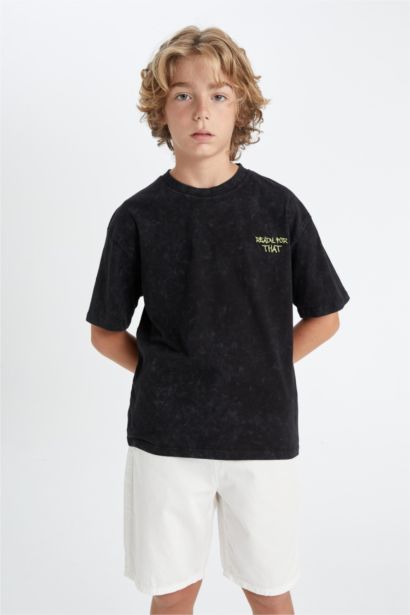 Boy Oversize Fit Crew Neck Washed Short Sleeve T-shirt