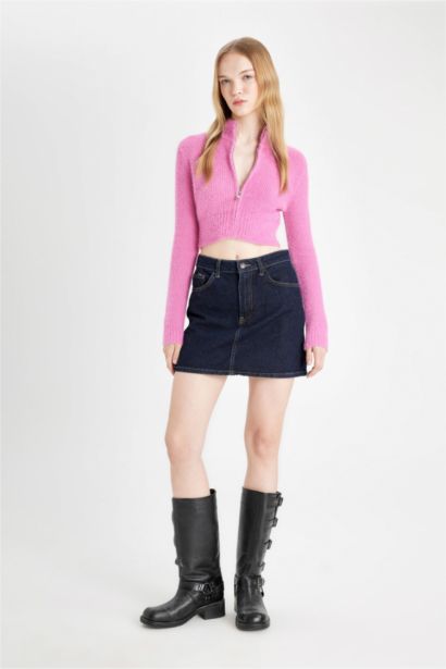 Basic Zippered Stand Collar Knitwear Crop Cardigan