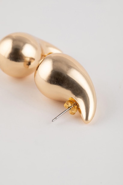 Woman Drop Gold Earrings