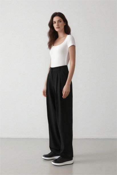 Wide Leg Trousers