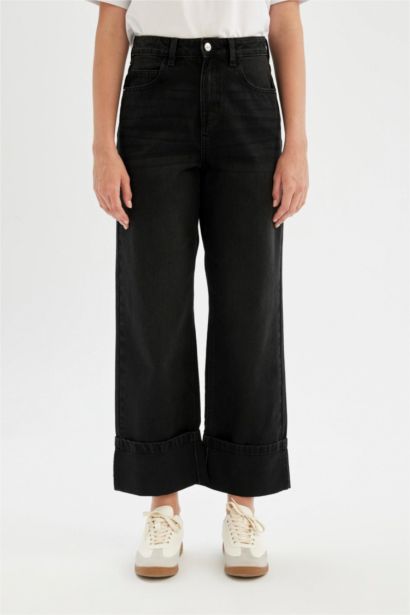 Relax Fit High Waist Ankle Length Jeans