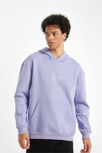 سويت شيرت أوفر سايز بغطاء للرأس من ريك ومورتي