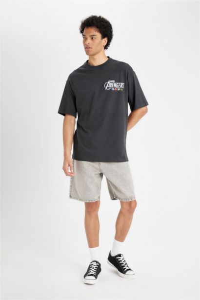 %100 Pamuk Marvel Avengers Boxy Fit Bisiklet Yaka Sırt Baskılı Kısa Kollu Tişört