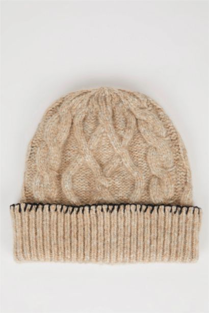 Шапка для женщин