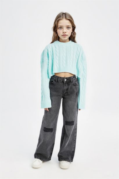 بلوفر قصير بناتي برقبة مستديرة