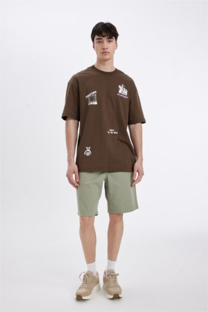 شورت أخضر قصة عادية