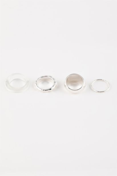 Woman 4 Piece Silver Rings