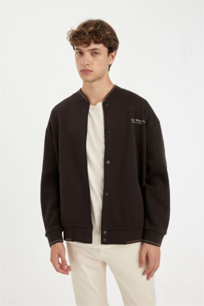 Oversize Geniş Kalıp Kolej Yaka Baskılı Çıtçıtlı Çift Cepli Mevsimlik İçi Yumuşak Tüylü Bomber Hırka