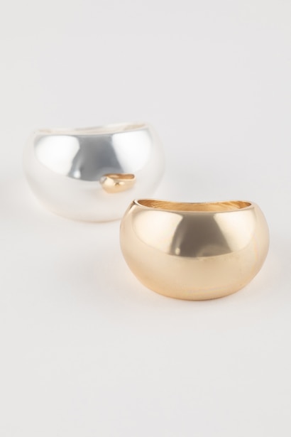 Woman 2 Piece Gold Silver Rings