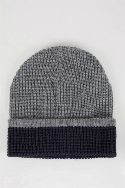 Man Striped Beanie