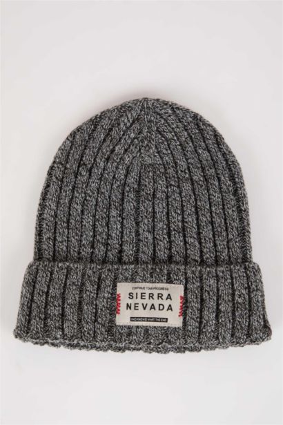 Erkek Etiket Baskılı Bere