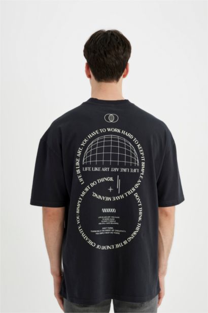 Oversize Fit Crew Neck Back Printed T-Shirt