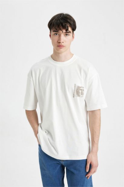 Oversize Geniş Kalıp Bisiklet Yaka Sırt Baskılı Kısa Kollu Tişört