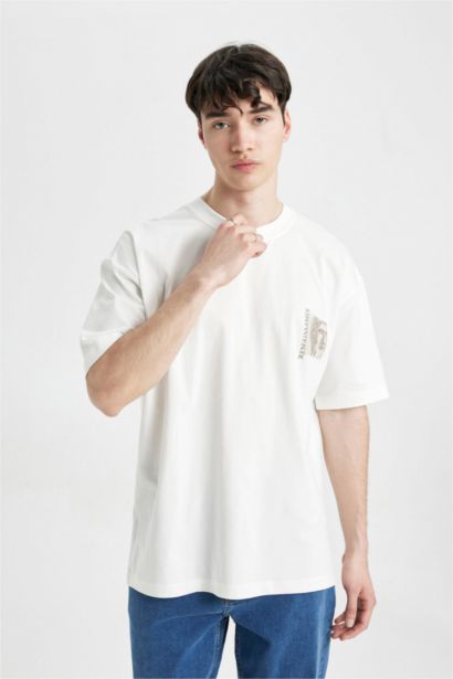 Oversize Geniş Kalıp Bisiklet Yaka Sırt Baskılı Kısa Kollu Tişört