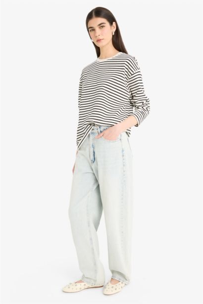 Regular Fit Crew Neck Basic Premium T-Shirt