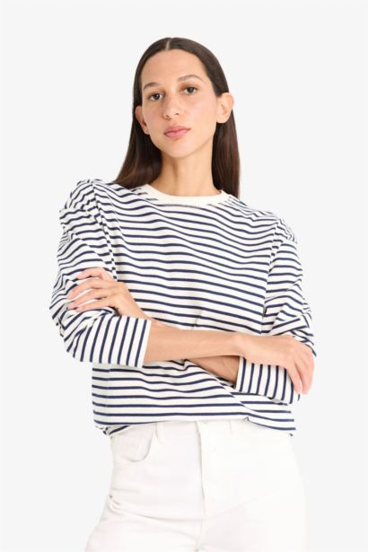 Regular Fit Crew Neck Basic Premium T-Shirt