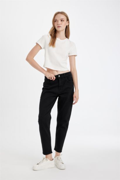 Jean Mom taille haute Coupe confortable légèrement ajusté