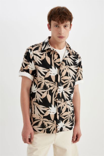 Regular Fit Hawaiian Printed Cotton Short Sleeve Shirt