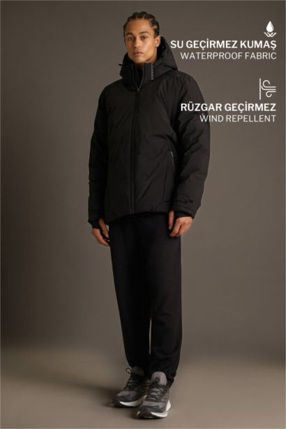 جاكيت تزلج مقاوم للماء مطبوع قصة عادية بغطاء للرأس