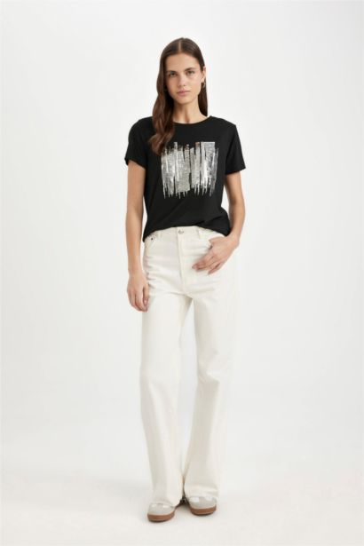 Regular Fit Crew Neck Short Sleeve T-Shirt