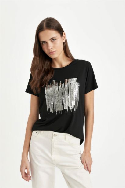 Regular Fit Crew Neck Short Sleeve T-Shirt