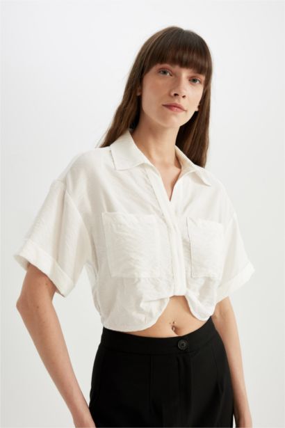 Blouse Courte à Manches Courtes en Sergé Col Chemise