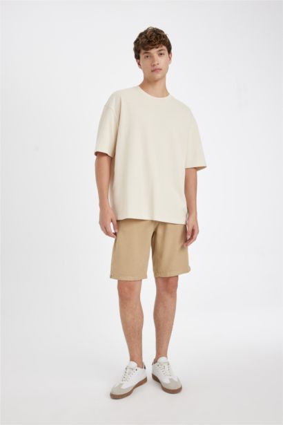 Short Bermuda en Tencel coupe régulière à Jambe Droite