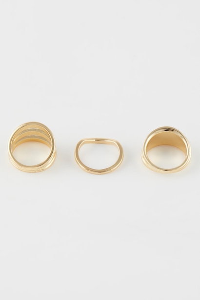 Woman 3 Piece Gold Rings