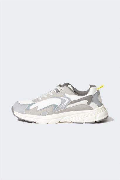 Спортивная обувь на высокой подошве для мальчиков