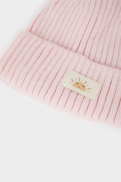 	Kız Bebek Dokuma Etiketli Kulaklı Triko Bere