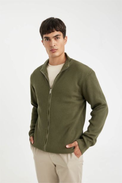 Standard Fit Knitwear Cardigan