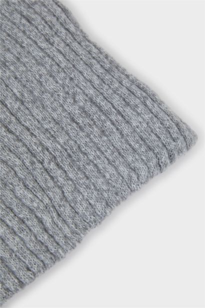 Man Lined Neck Scarf