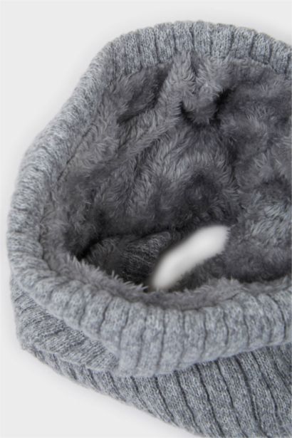 Man Lined Neck Scarf