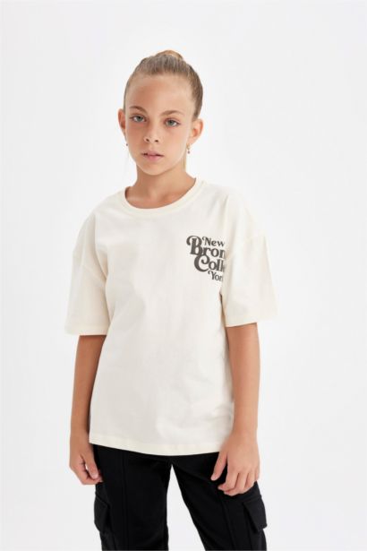 Girl Relax Fit Crew Neck Text Printed T-Shirt