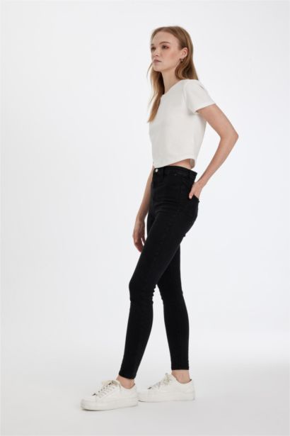 High Waist Ankle Jeans