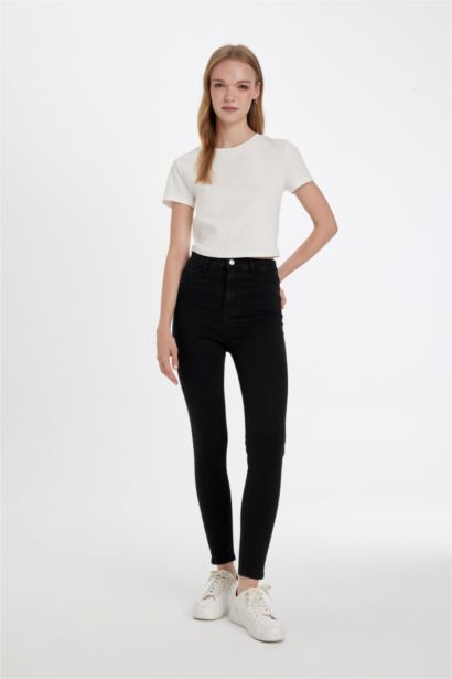 High Waist Ankle Jeans