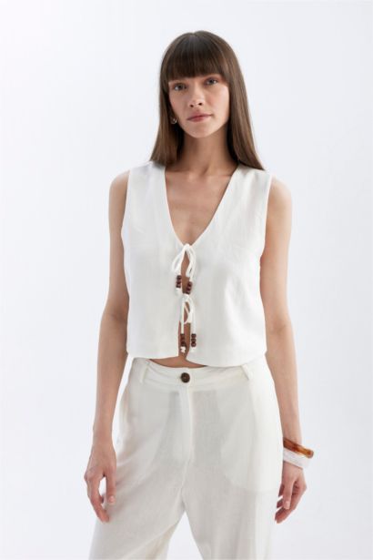 Fitted V-Neck Linen Blend White Vest