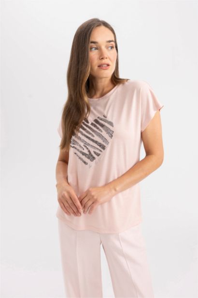 تيشيرت نص ردن تقليدي بياخة مستديرة