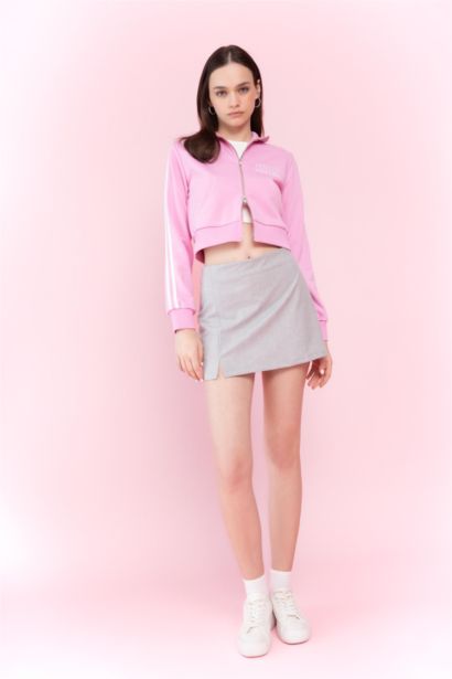 جيب شورت قصير