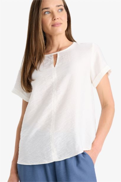 Regular Fit Round Collar Short Sleeve Blouse