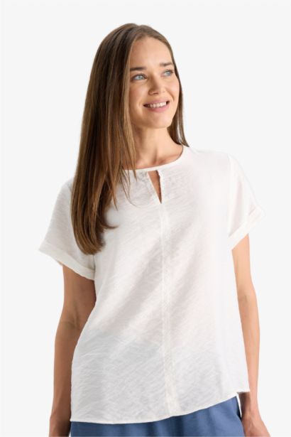 Regular Fit Round Collar Short Sleeve Blouse