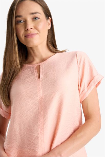 بلوزة نص ردن قصة عادية بياخة مدورة