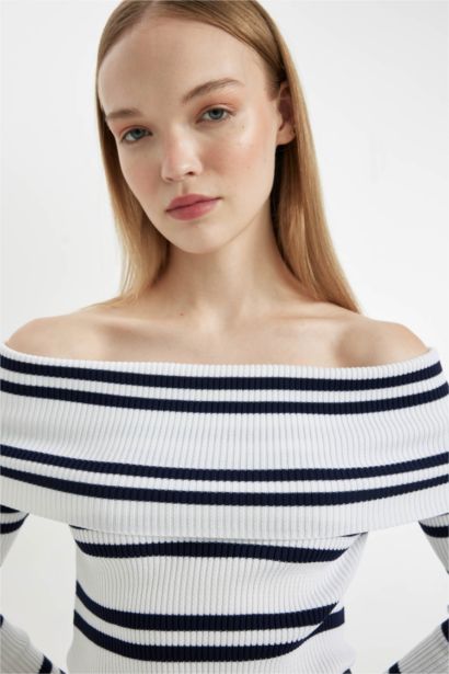 Slim Fit Striped Open Shoulder Knitwear Pullover