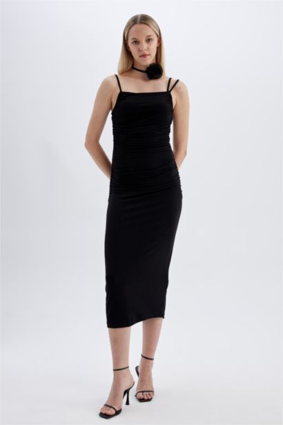 Bodycon Askılı Midi Elbise